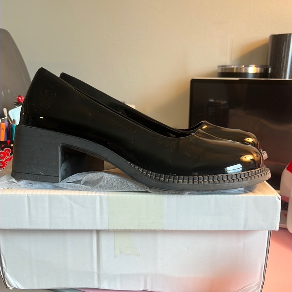 Elegant Black Women's Shoes